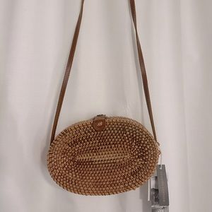 Straw woven crossbody bag